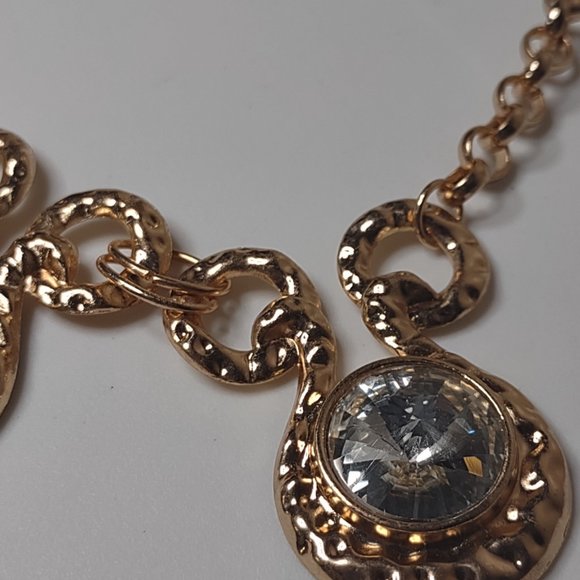 Pretty Gold Tone Metal And Clear Plastic Necklace Adjustable 18.5 To 20.5 Inches - Picture 4 of 11